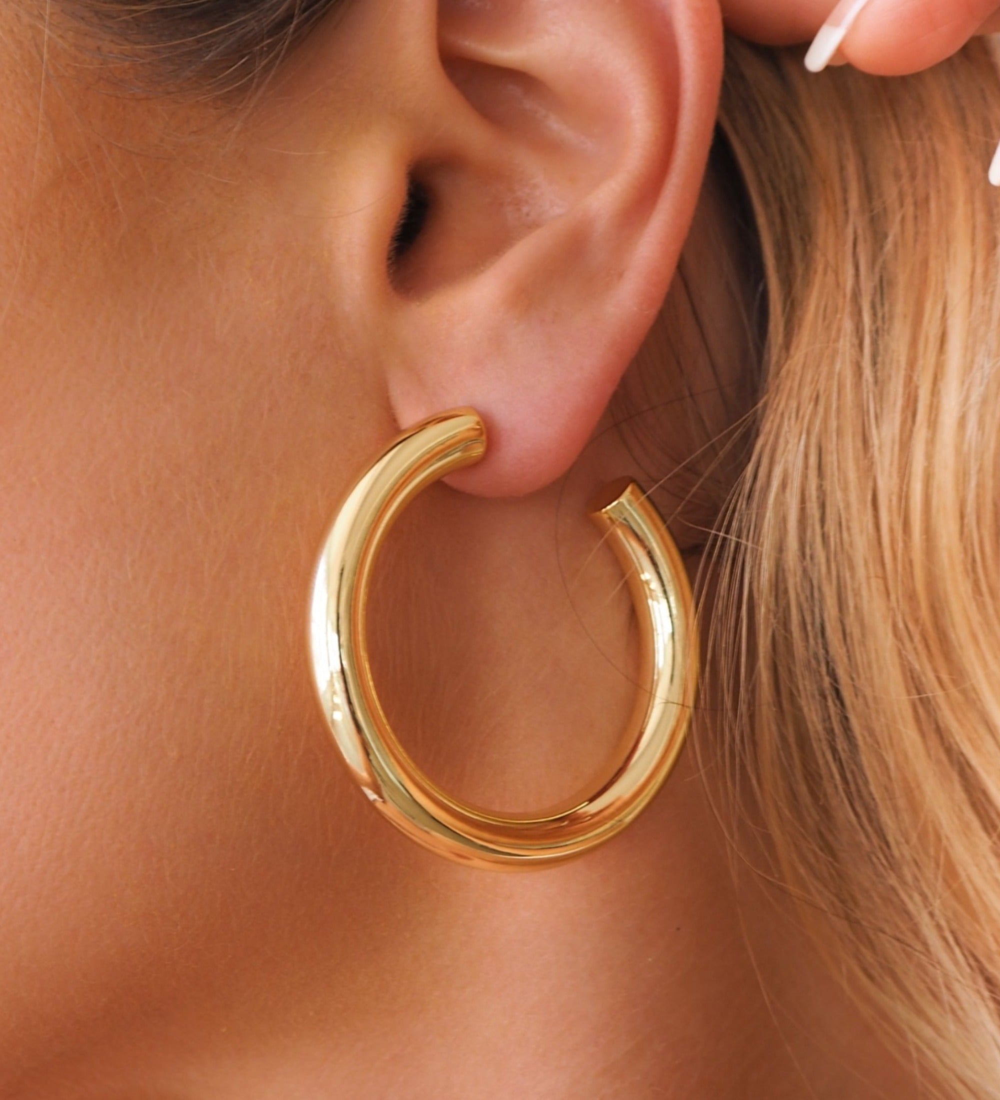 Giant hot sale gold hoops