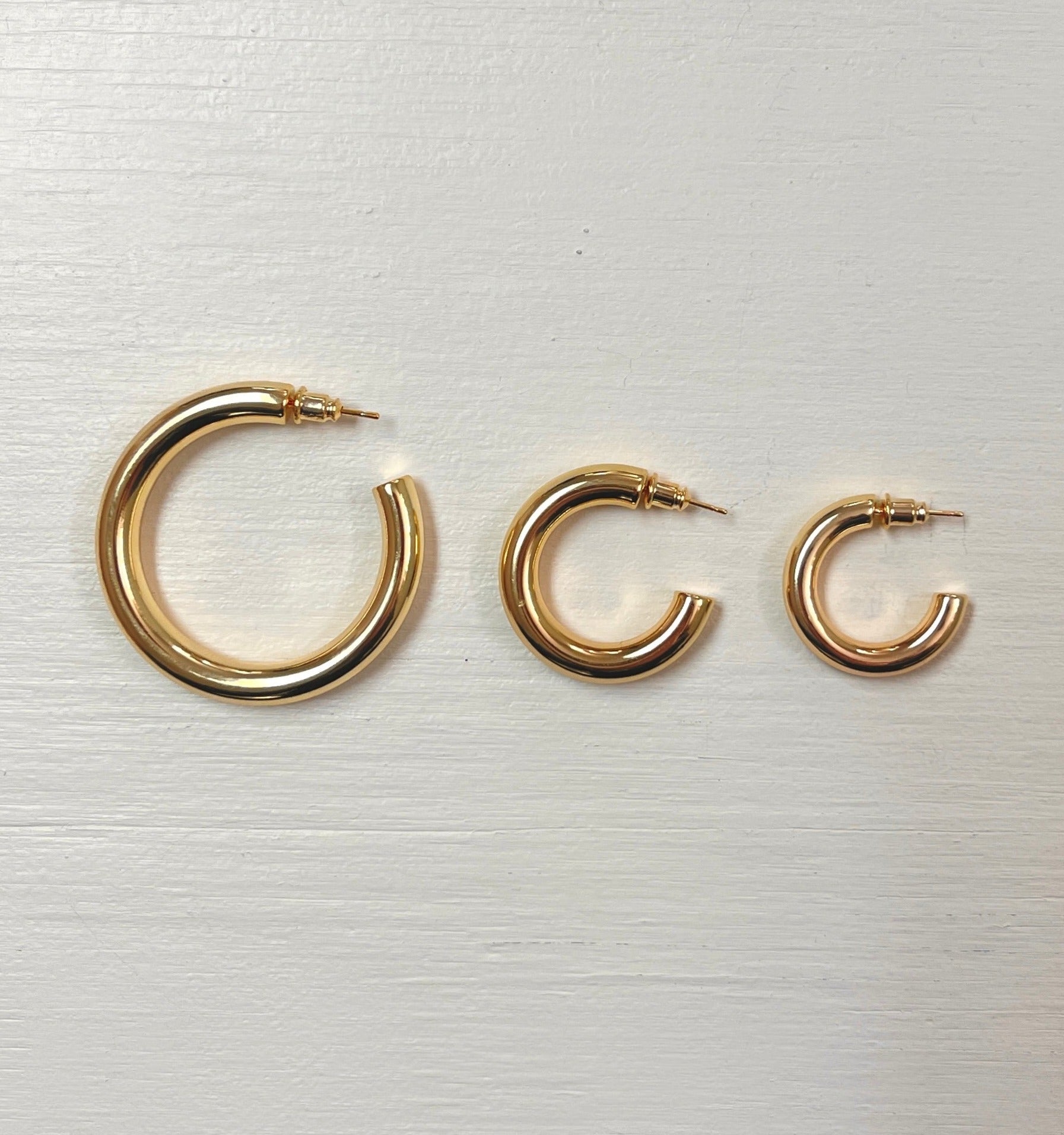 Chunky Gold Hoops | Medium – JacqMaria Jewelry